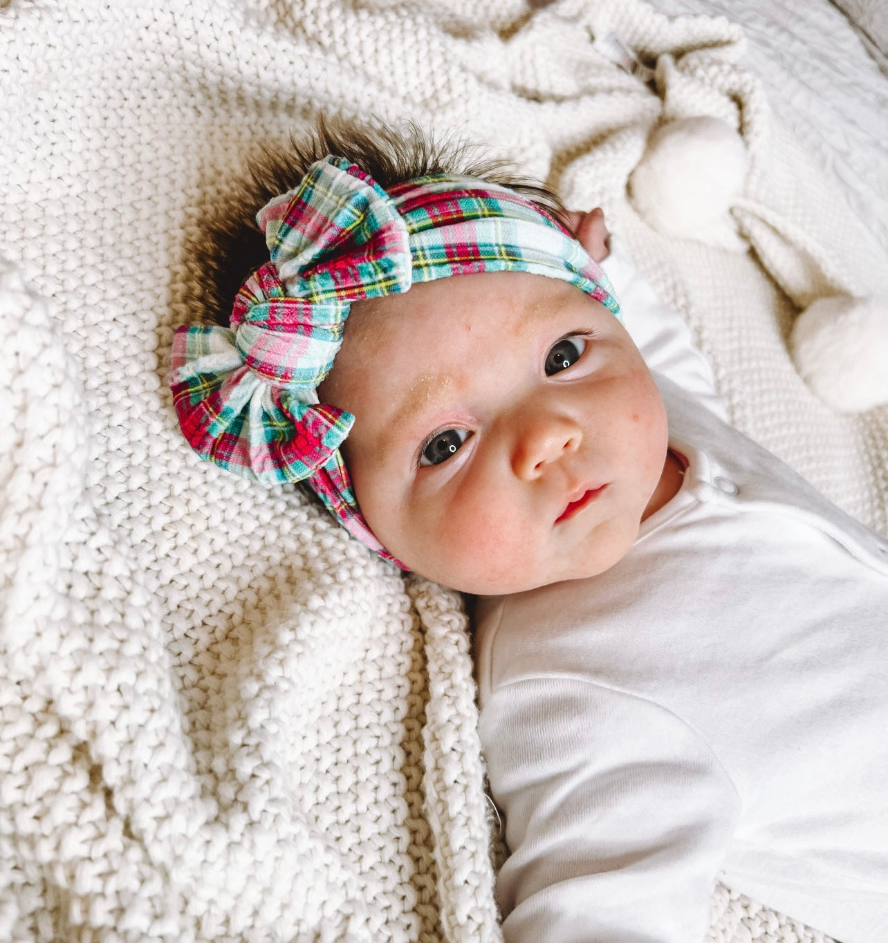 Cable knit bow headband - Christmas green tartan