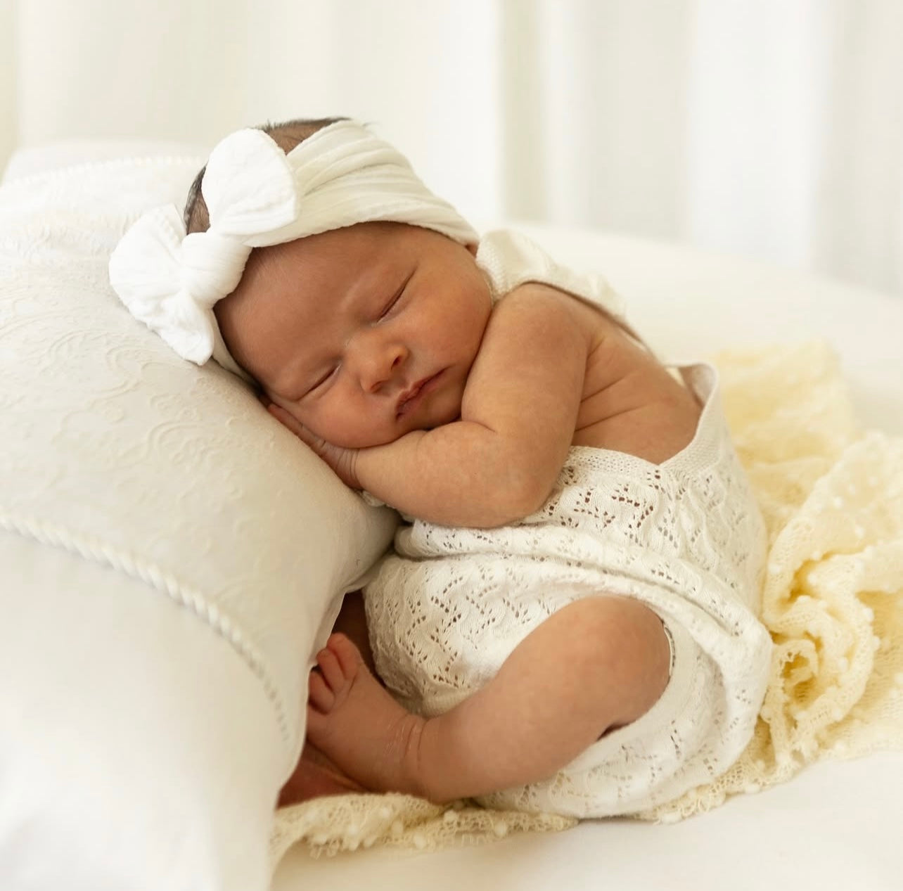 Cable Knit Bow Headband - White