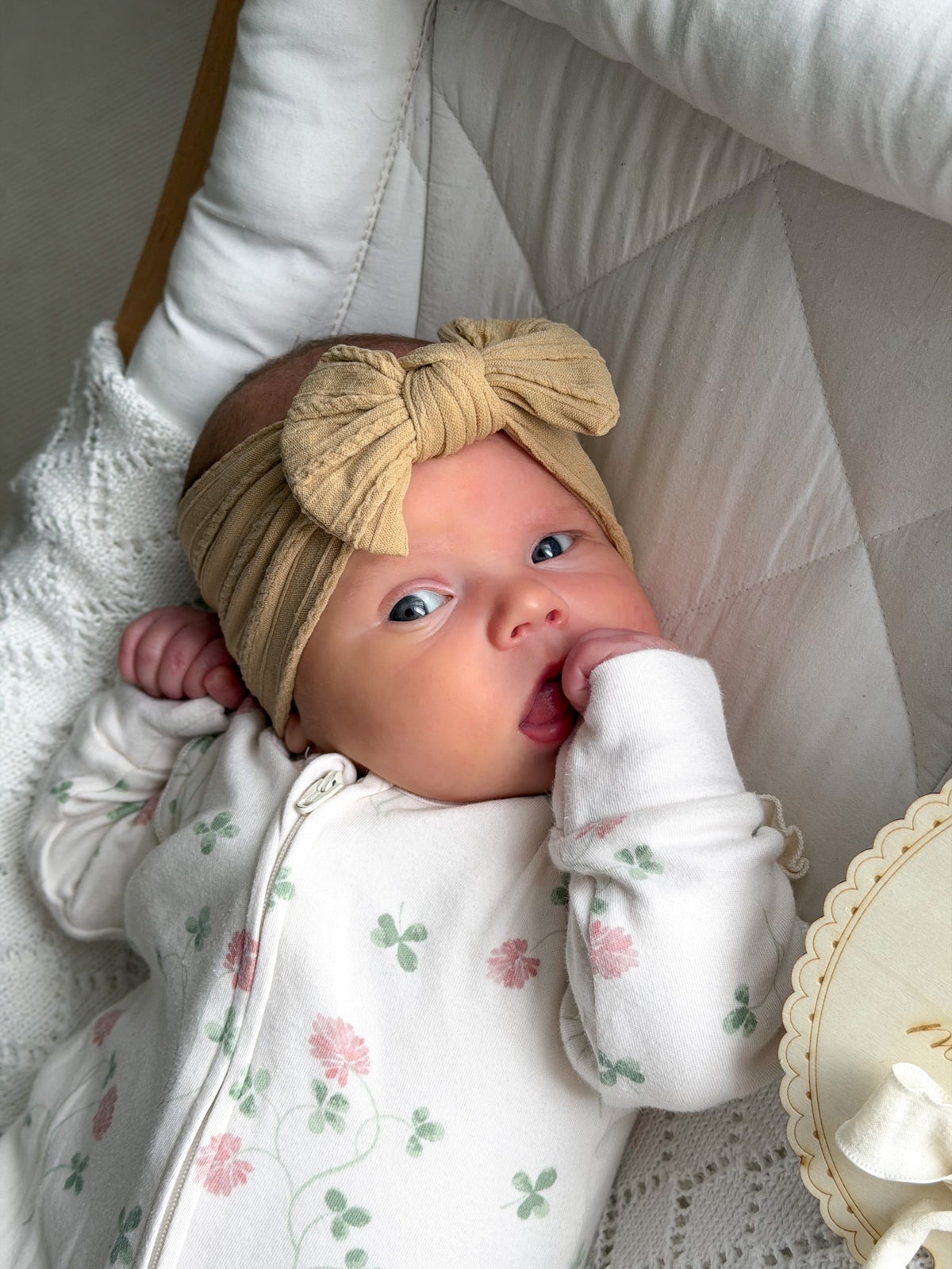 Cable knit bow headband - Warm beige