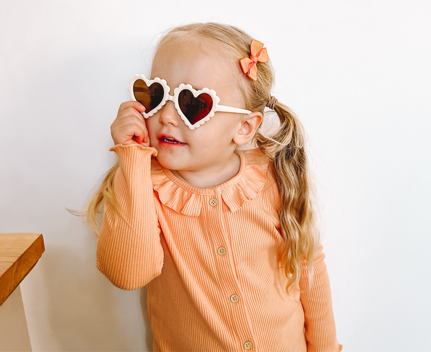 Children’s heart shaped sunglasses - Cream