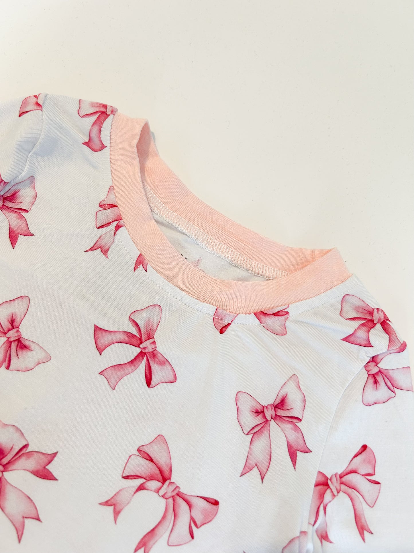 Pink and white bow design pj set