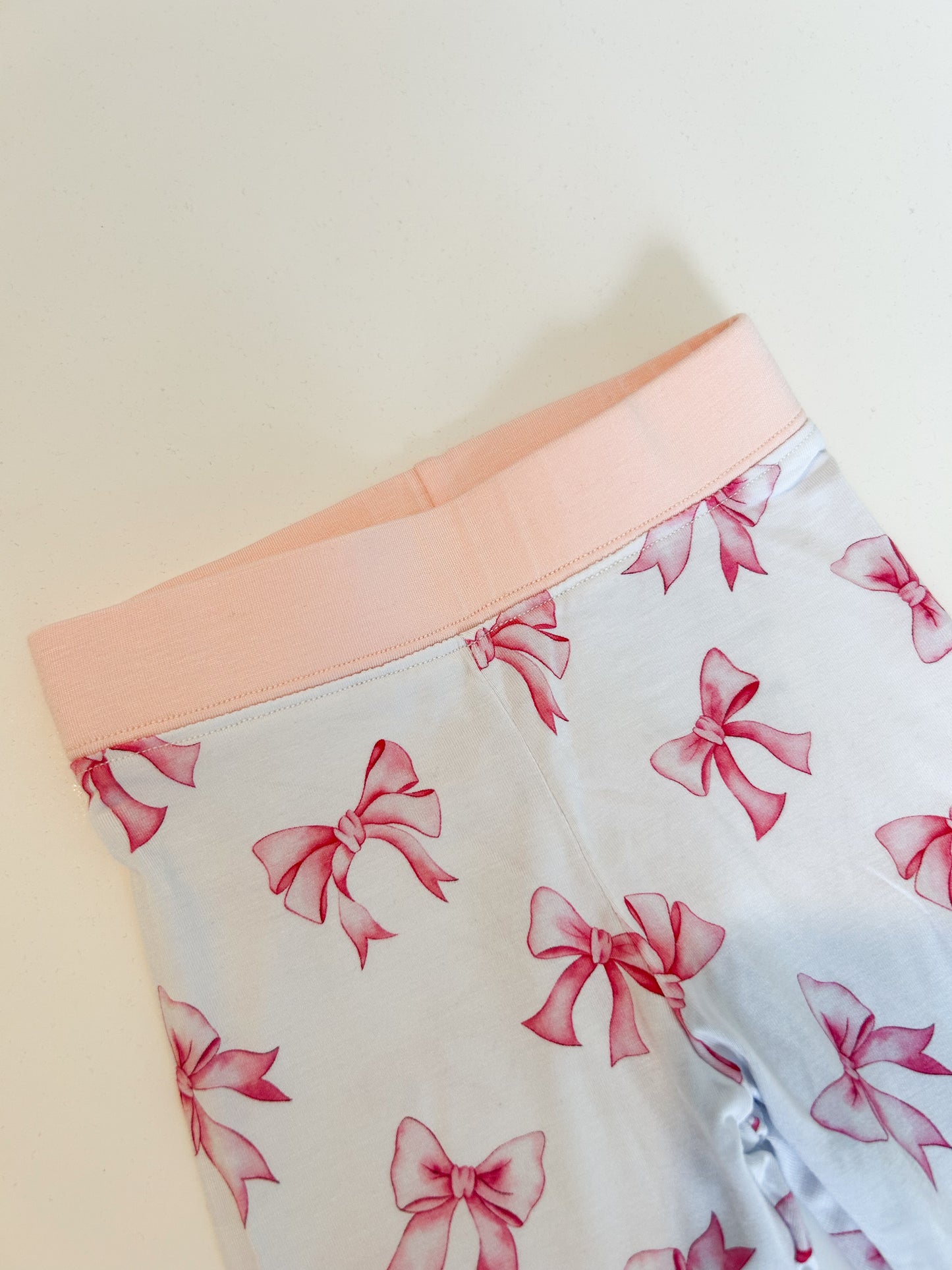 Pink and white bow design pj set