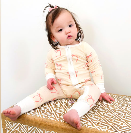 Bow design zip sleepsuit