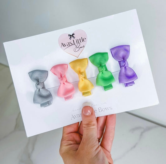 My first bow clip set - Rainbow