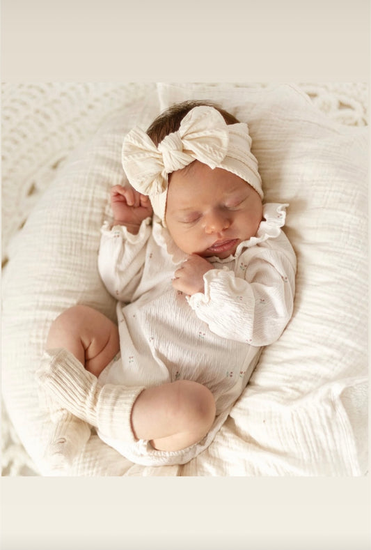 Cable knit bow headband- Cream