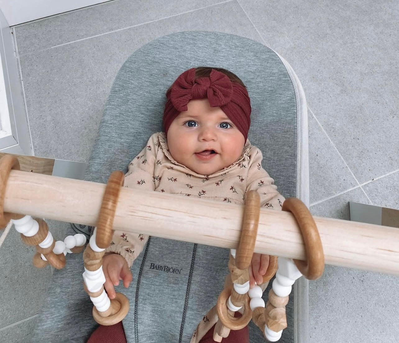Cable knit bow headband - Burgundy